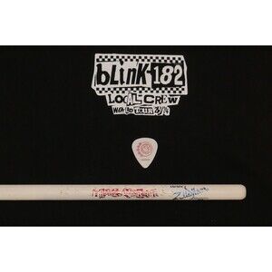 Blink 182 World Tour 23 24 Local Crew XL T-Shirt w Guitar Pick & Drum Stick
